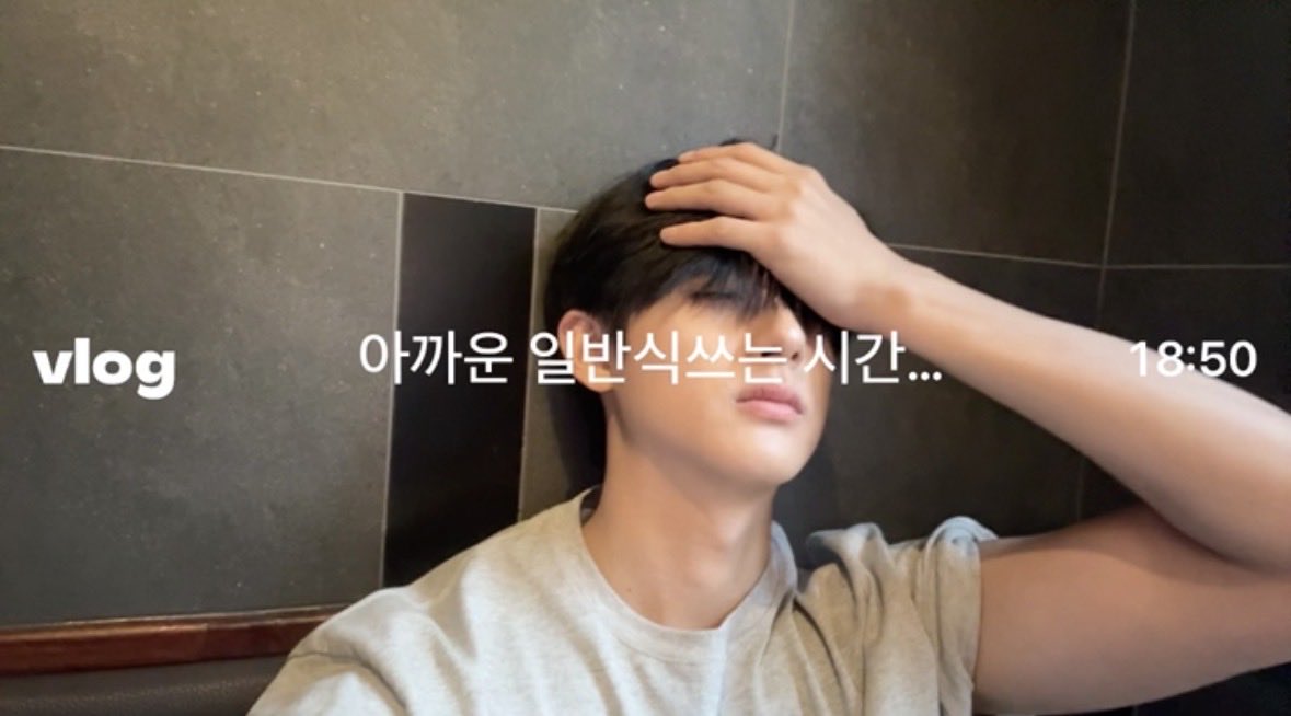 눈이❄️ tweet media