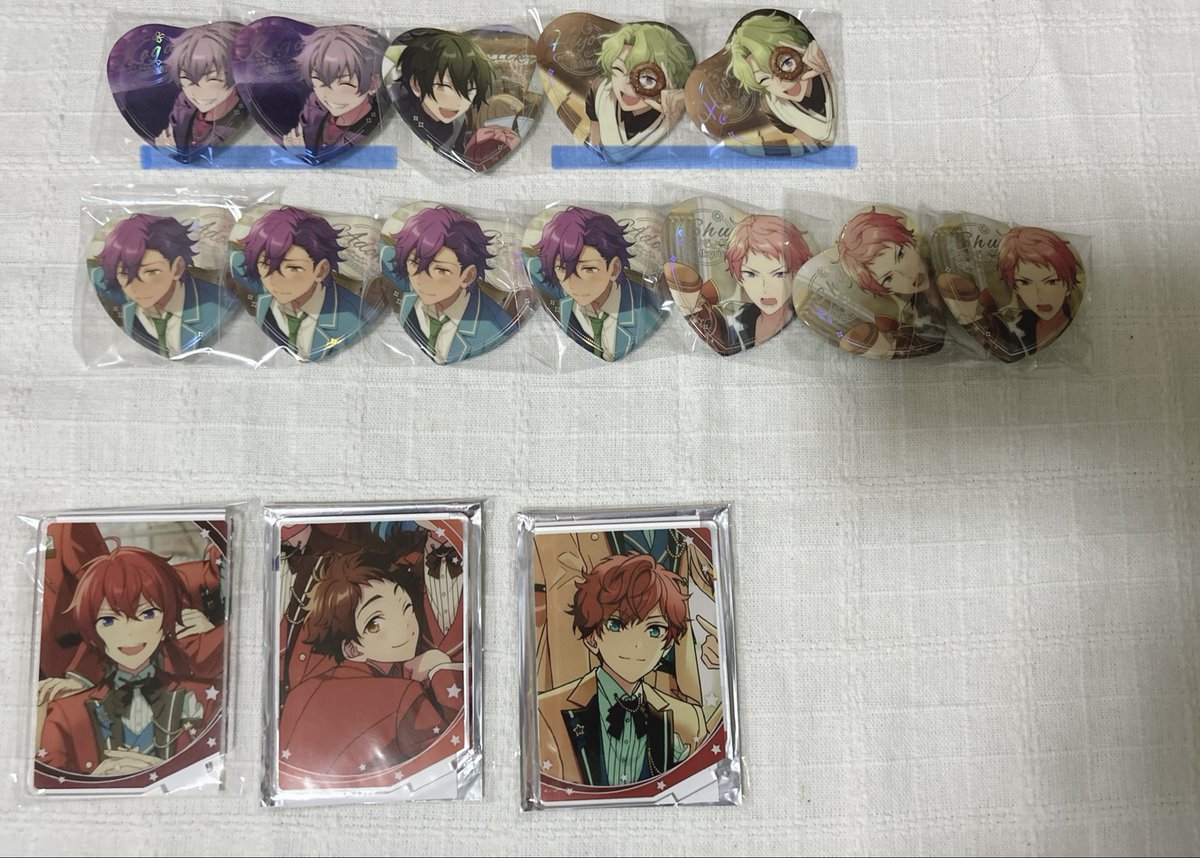 O308__'s tweet photo. あんスタ 交換 缶バッジ ぱしゃこれ ぱしゃっつ アクスタ

譲：画像のもの
※絆アクスタ 敬人のみ1度組み立てましたので¥600

求：元ポスト画像①.②

比率やお取引方法等、お気軽にご相談ください🌼
元ポスト画像③④を除くすべてのものは、画像条件にてお買取も可能でございます。 https://t.co/pyL0lhl3lg