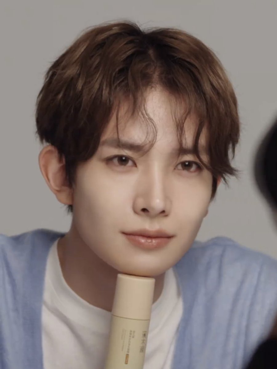 레디 tweet media