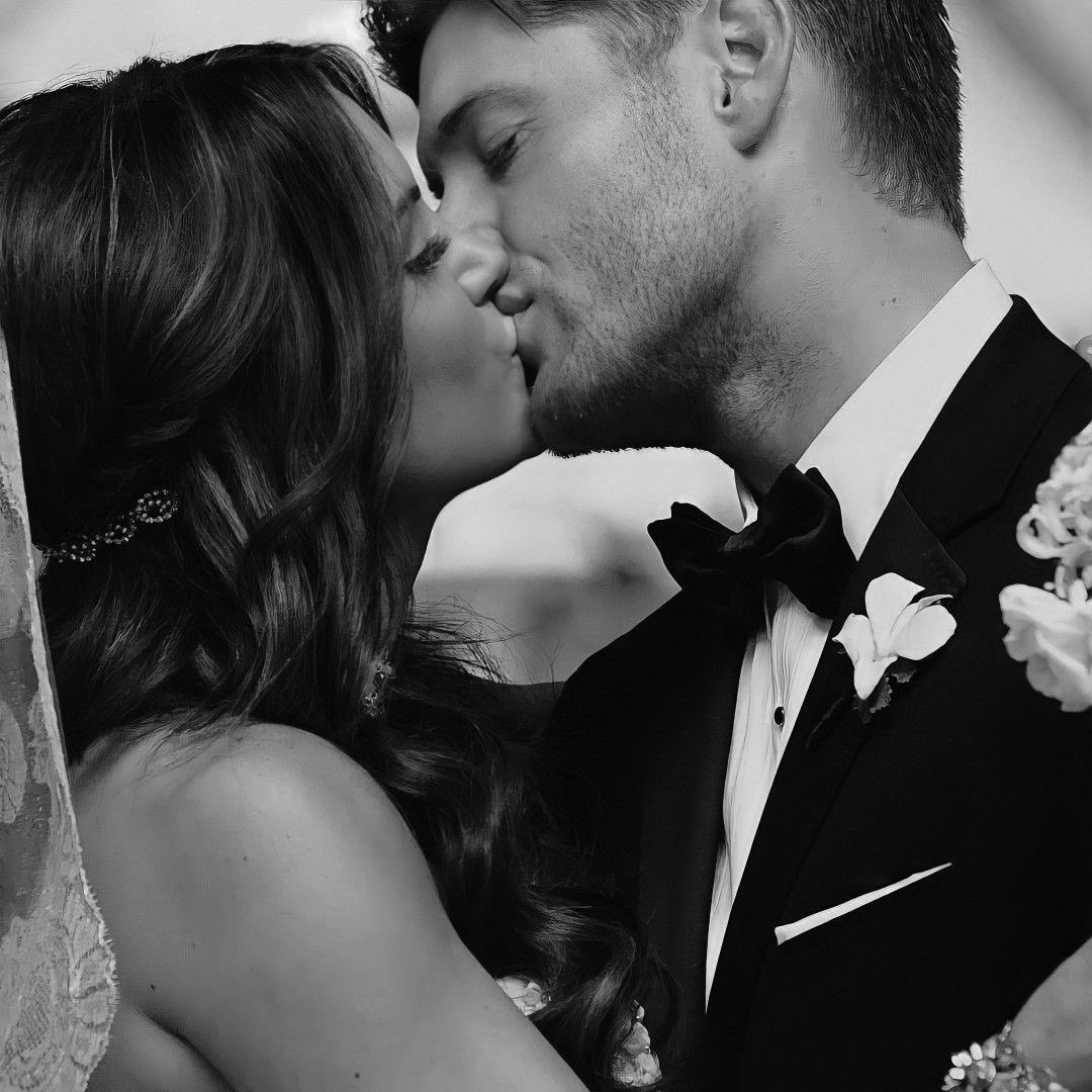 patty03021997's tweet photo. Happy 16th wedding anniversary 🥺❤️ @JensenAckles @DanneelHarris https://t.co/pfTxSTSnTJ