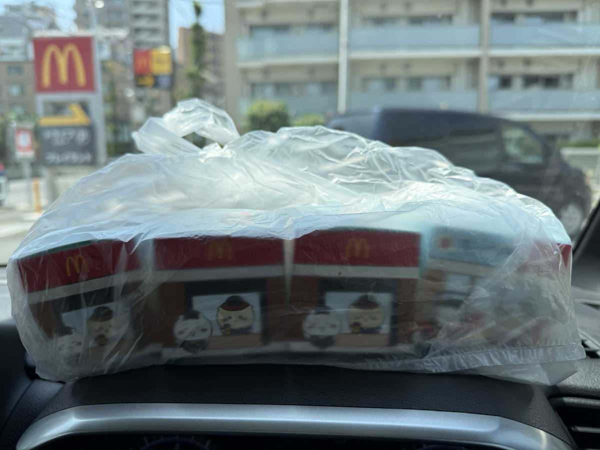 綾野 tweet media