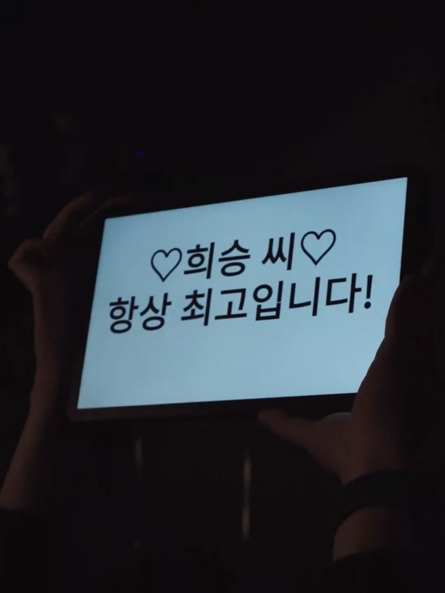 레디 tweet media