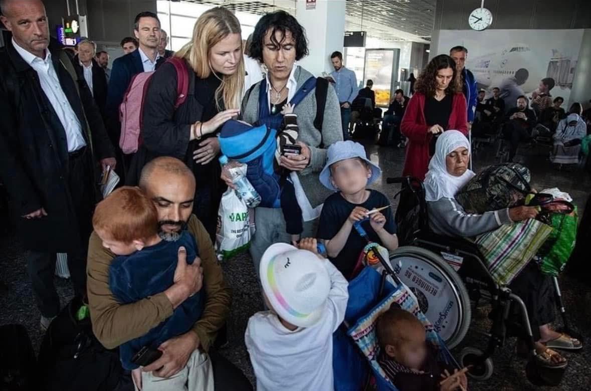 Repatriate the Children - Sweden tweet media