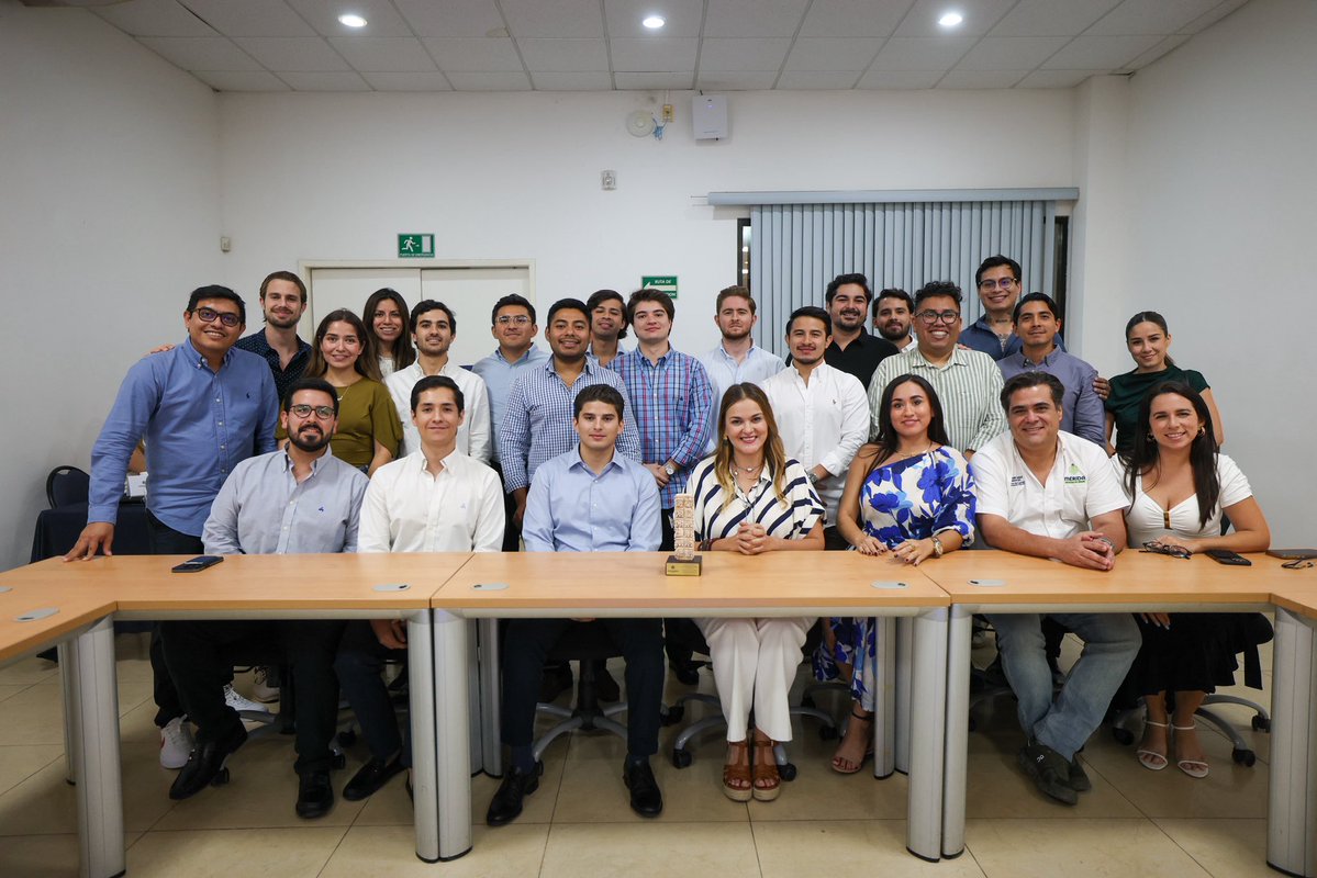 Cecilia Patrón Laviada tweet media