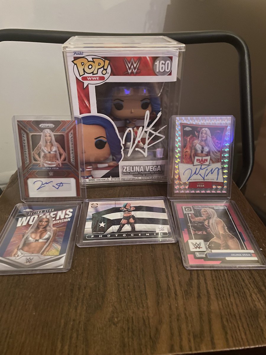 KDot005's tweet photo. @KyleKnyx good addition to the collection https://t.co/bHYKRldBHw