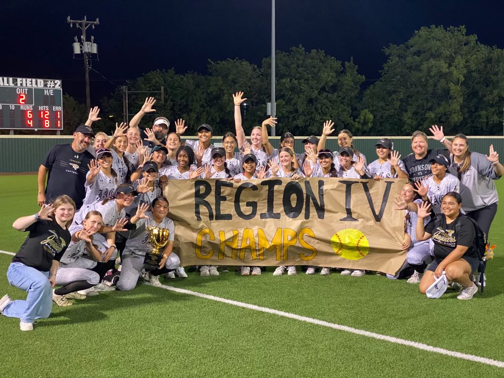 Johnson Softball🥎 tweet media