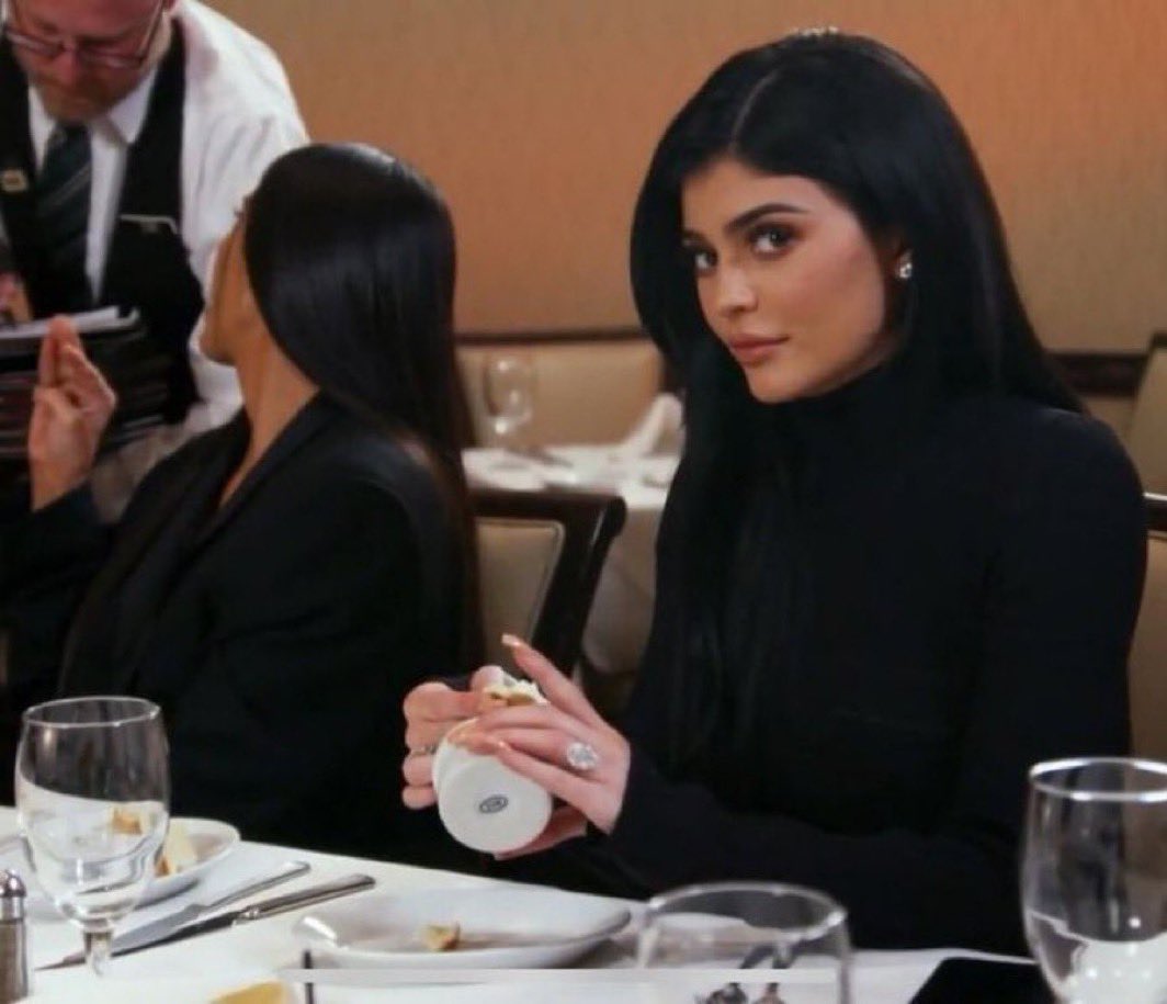 percasexx's tweet photo. wait drake….hoe phase eatssssss https://t.co/apESIAG5FH