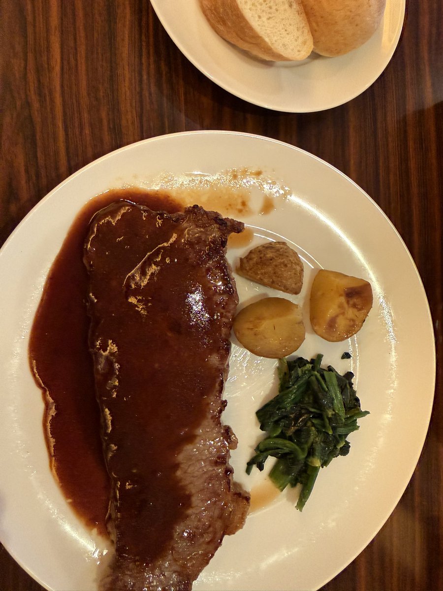 BBL_teigi's tweet photo. 今日はステーキデーにして明日からはおにぎり一つでバランスをとります https://t.co/nexWihgJ3U