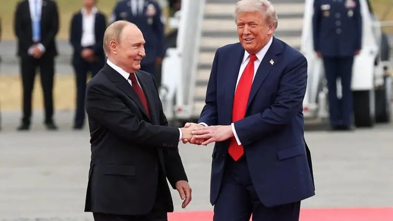 gaotengfbj's tweet photo. @_He_Junwei_ @Amelia181672271 来来来 往这看！学美国而已 https://t.co/CjitMITxoj
