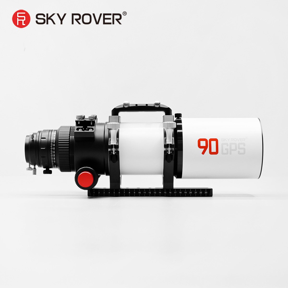 liusupeng's tweet photo. 最小型の三枚玉アポかも
90mm口径なのに、コーラー一本の長さ
いよいよ発売の日が近づきました。
#SkyRover #GravityAstro https://t.co/nTWM72pFK6