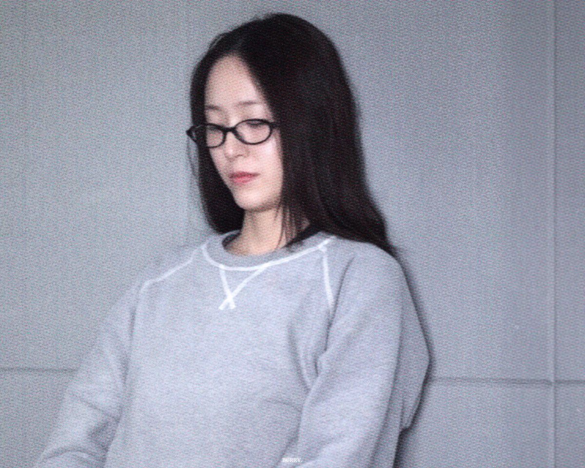 ʙᴇʀʀʏ. tweet media