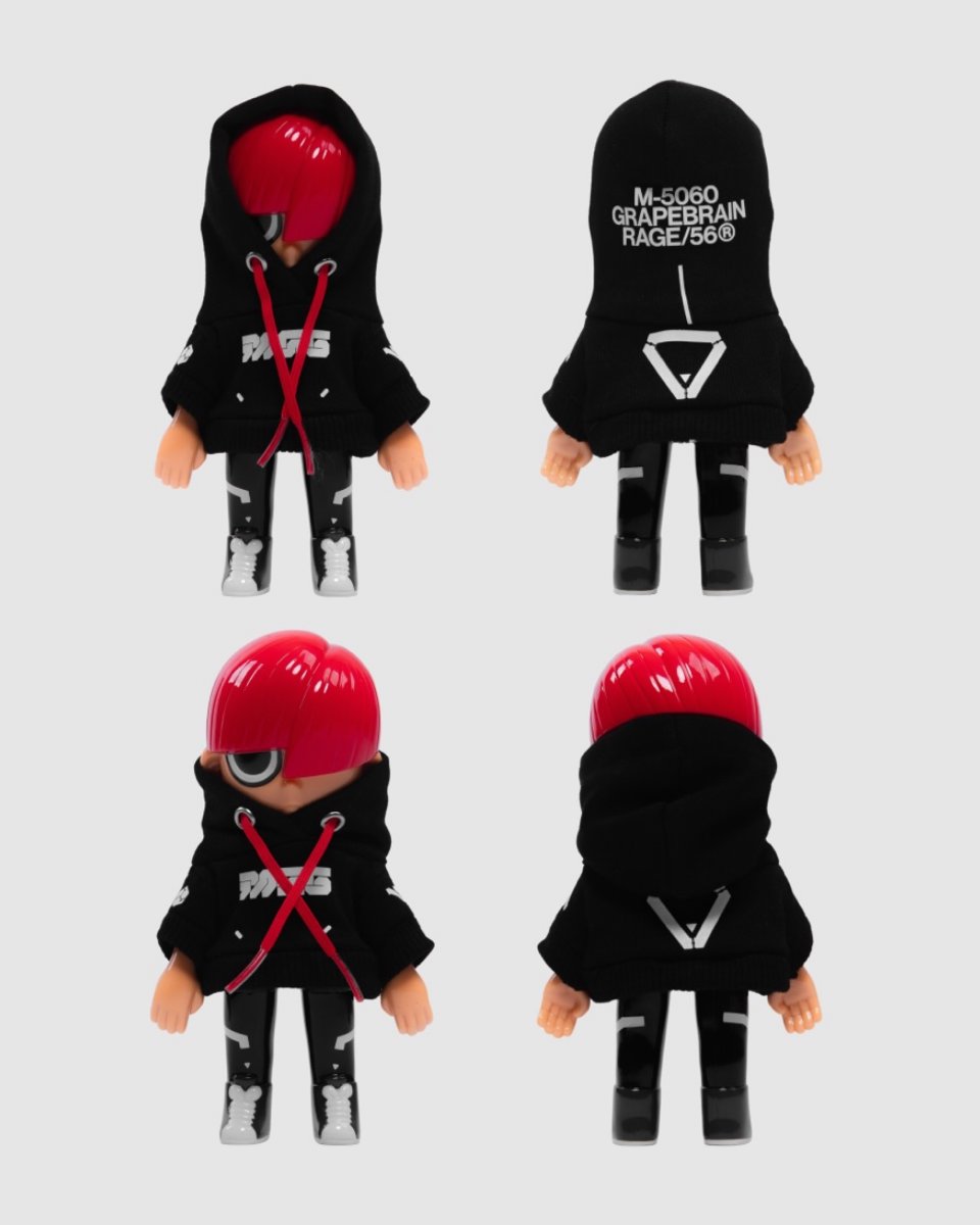 toysrevil's tweet photo. #TOYSREVILTOYNEWS
"RAGE/56"sees #GRAPEBRAIN's Nigiru-chan &amp; Nori-kun clad in signature #Machine56 tech-wear in black-n-red, avail. at GRIPON show at Plot Twist Gallery.

Both artists will be in attendance for signing session on Sunday May 17 (2pm-5pm).

#toynews
#toysblog https://t.co/ouKEBYqjfM