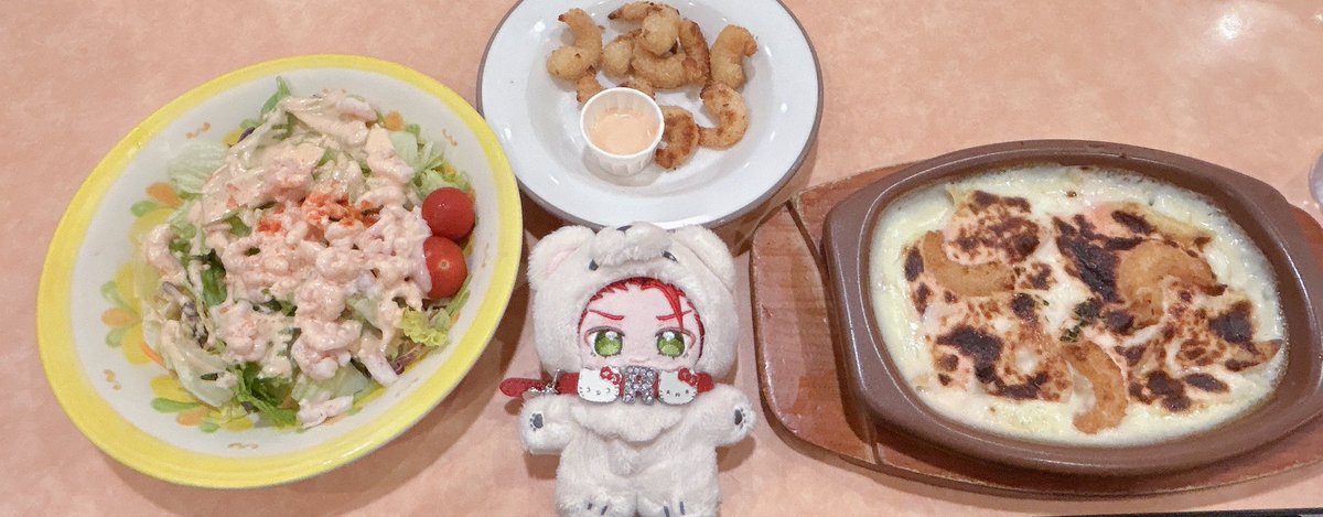 o_inui's tweet photo. 海老まみれだな https://t.co/qAa8q7bODr