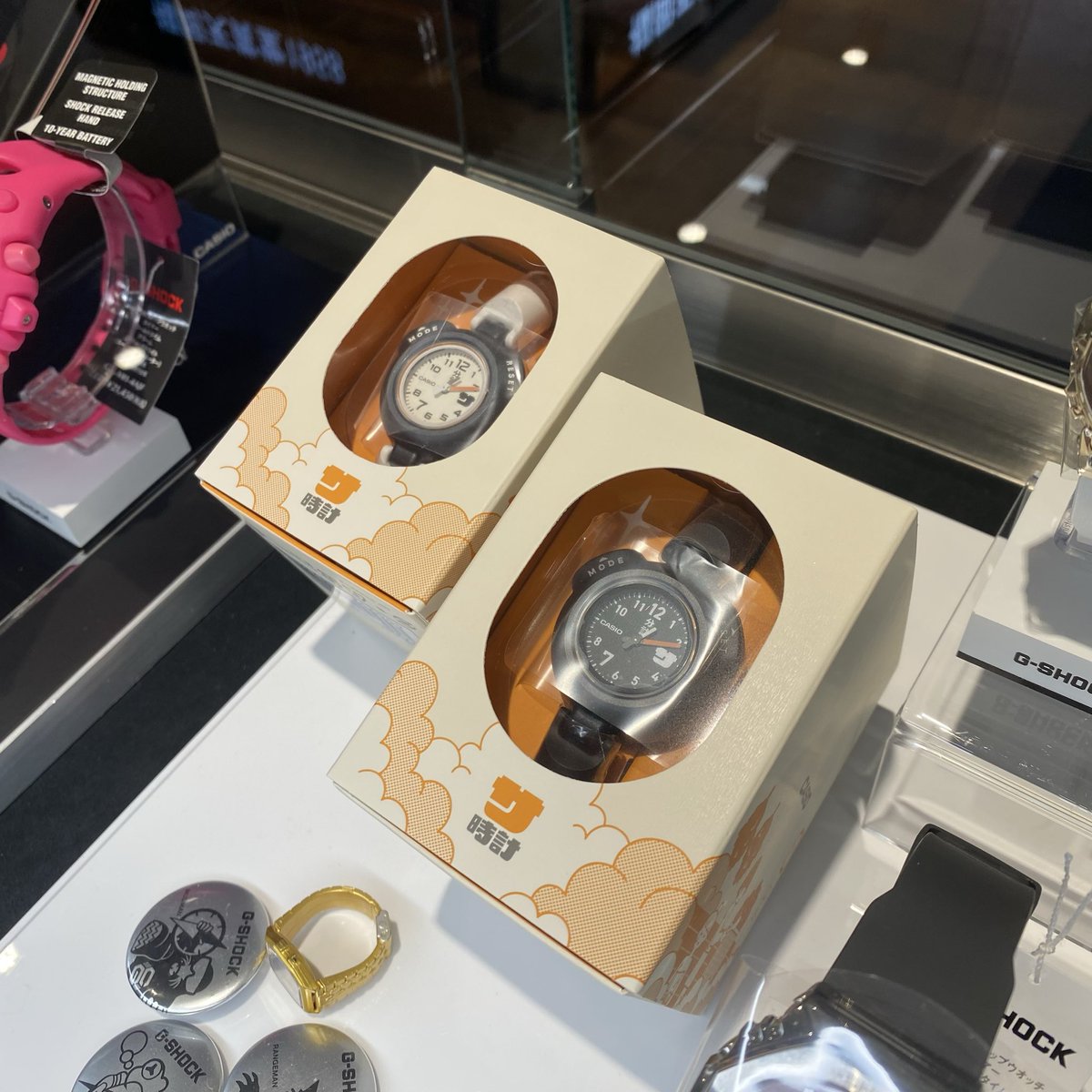 店舗入荷状況】2026/05/15 CASIOサ時計オレンジ、ブラック各1本入荷