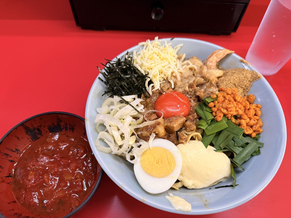 ヨーディー tweet media
