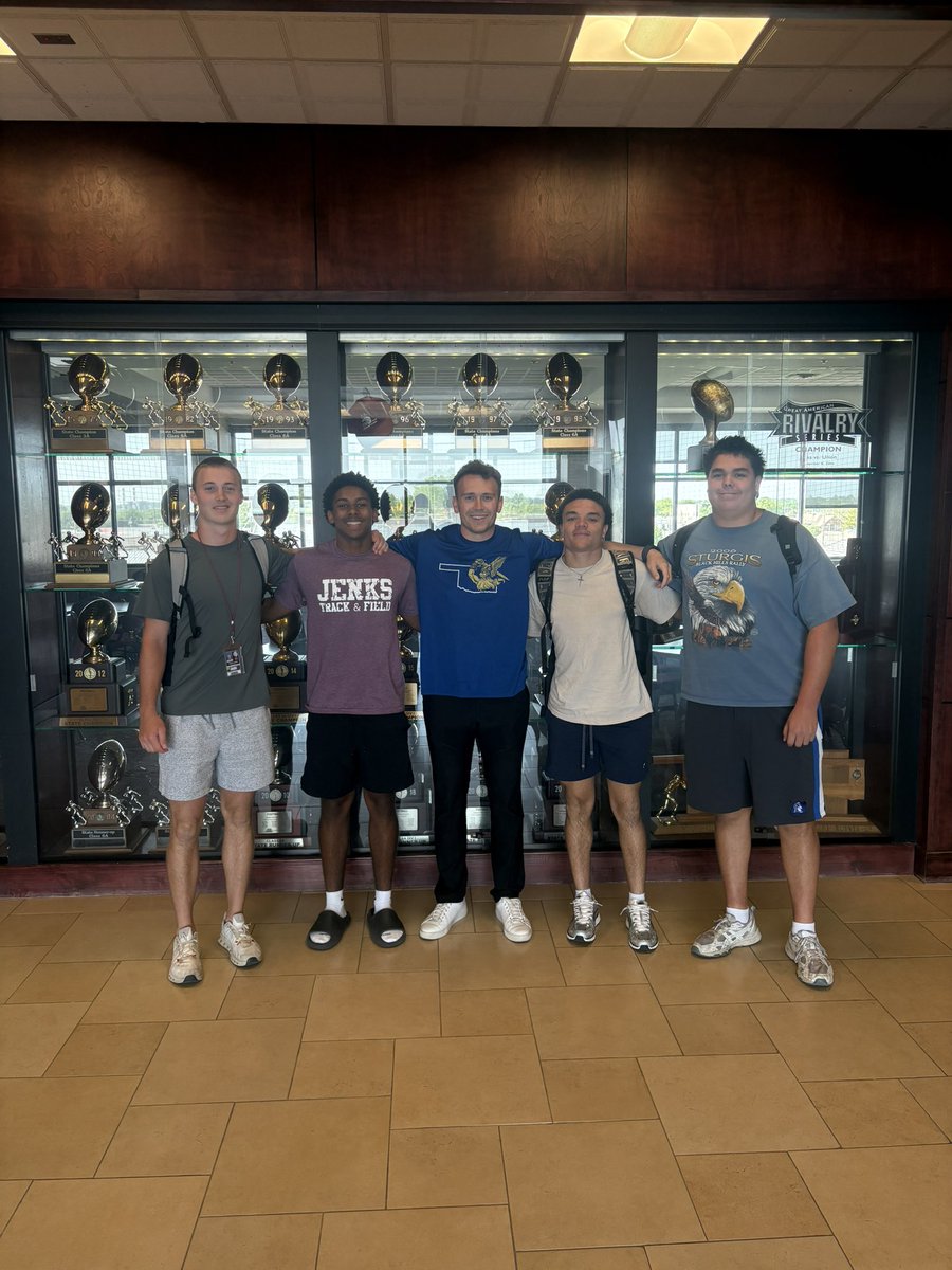 JenksTrojanFootball tweet media