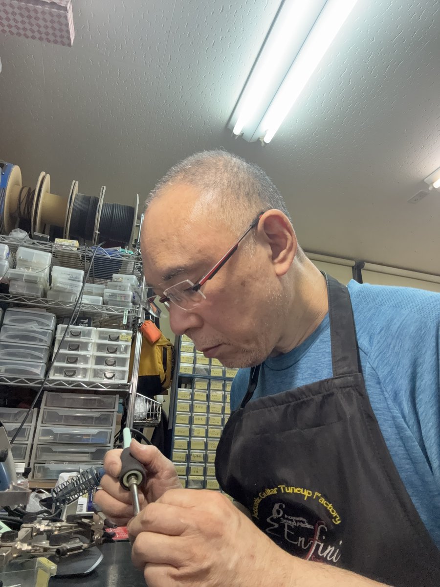 Enfini_CW's tweet photo. 夜のお仕事！
Battery LTDエディションを制作中！

残り僅かですがもう少し作れます。
ケースが無くなるので現在模索中！

素直なよどみの無いダイレクトなサウンドが持ち味。
全ての音はヘッドアンプで決まります。 https://t.co/zs7pQXtcb3
