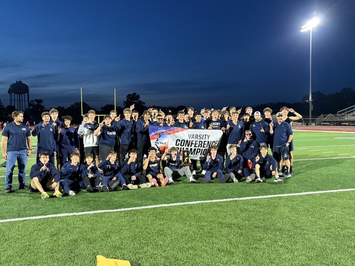NathanMurray00's tweet photo. Had an incredible SSC Meet. Won conference as a team for the first time in program history and hit some really good marks. Super excited to see what the next 2 weeks have going into state. @LHSBBowling_BTF 

200M: 21.86 (PR) 🥇 IL #39
400M: 47.68 (PR) 🥇 IL #3 https://t.co/kUXog0oV8c