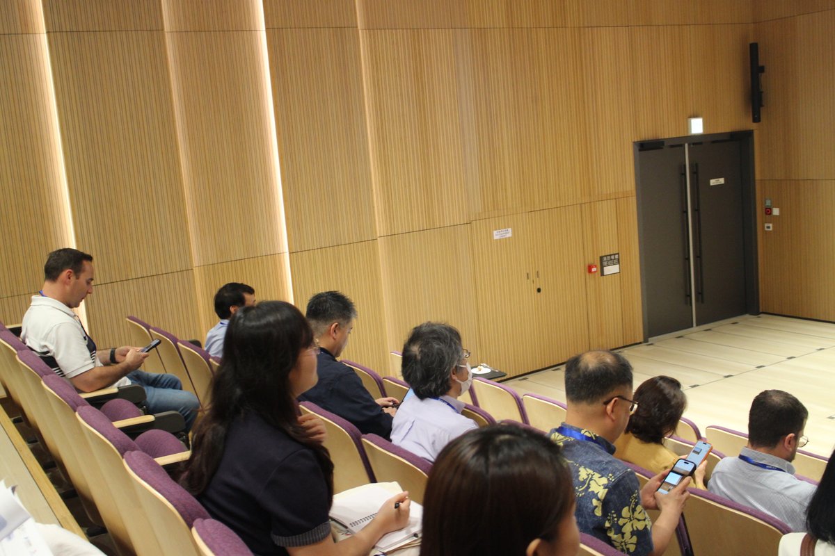 ni_mo1028's tweet photo. ALS-Methoken 2026、新谷奈津子先生(関西大学)によるKeynote 2 "Language Exposure and Metapragmatic Knowledge"に参加しています。
#ALSMethoken2026 #AppliedLinguistics #SecondLanguageAcquisition #methoken https://t.co/Ey767FbT6p