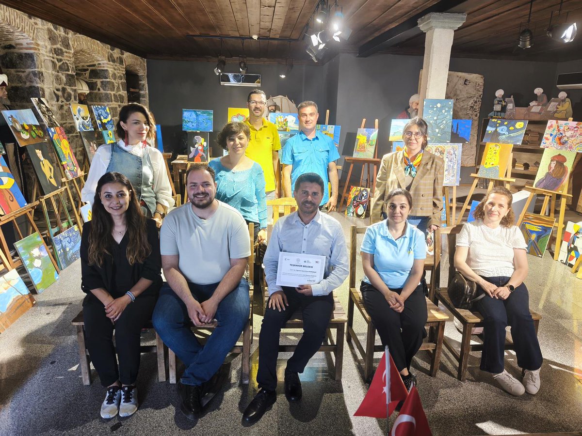 İzmir İl Milli Eğitim Müdürlüğü tweet media