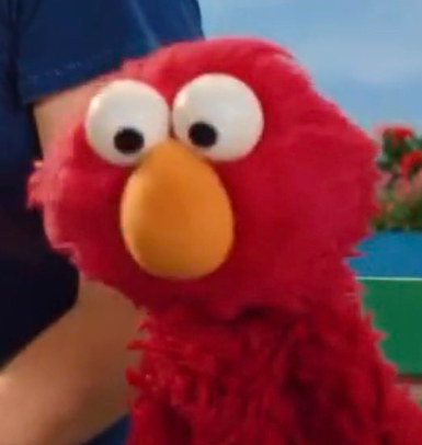 s26478's tweet photo. Let's hope they don't invite zoe and rocco
because elmo couldn't be happy https://t.co/xWqqxihrhY