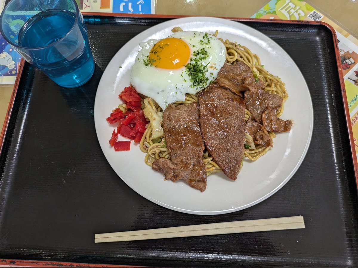 takys's tweet photo. 稲庭うどんと横手焼きそばをば
山形に泊まっていながら内陸を北上していくという
高度な柔軟性を維持しつつ臨機応変に行く旅 https://t.co/yBW8g7K53e