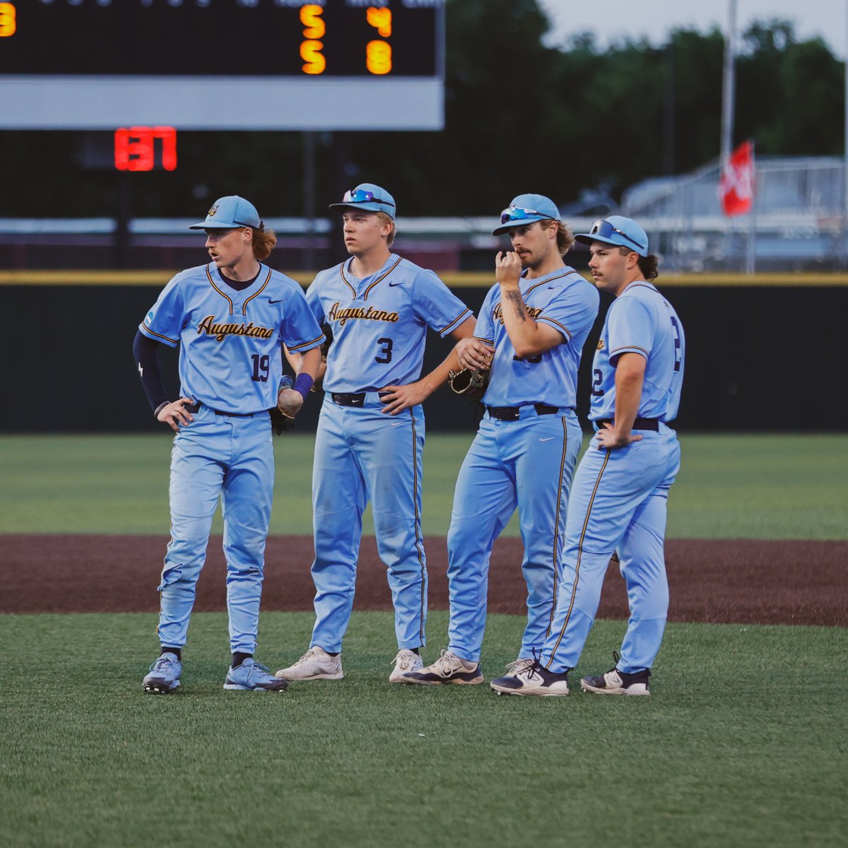 Augustana Vikings tweet media
