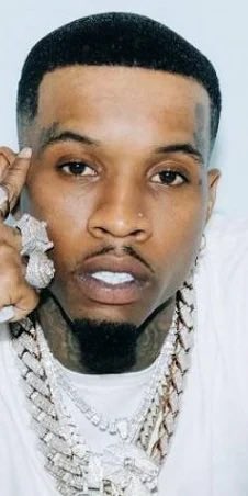 iammanuelmeche's tweet photo. Tory Lanez should’ve been in this Drake album ice man 🥶❄️ https://t.co/EeMt7BpWy2