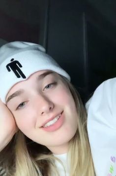 Young Emerson tweet media