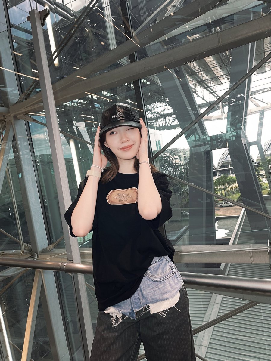 LingOrm CH3 Official tweet media