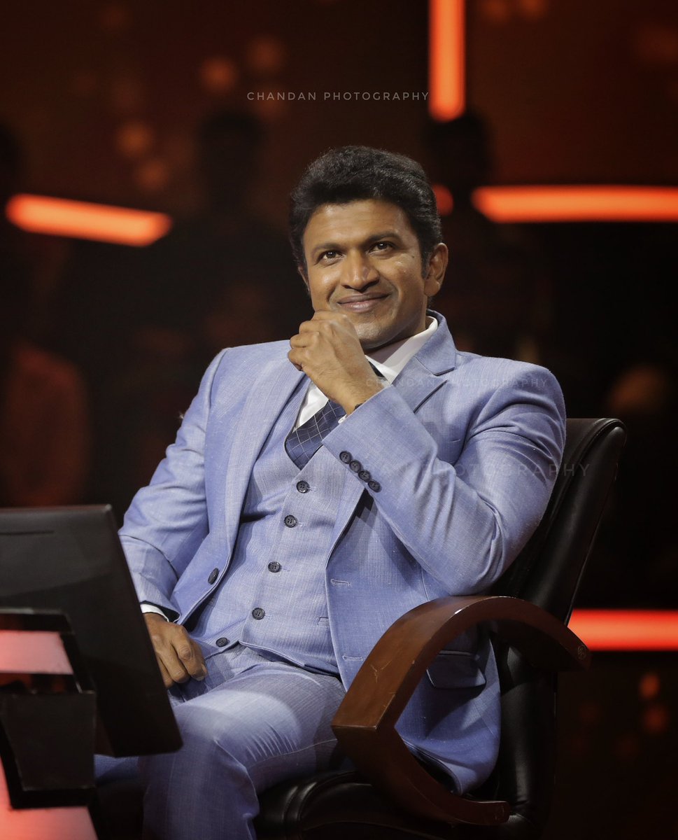 PuneethFC_17's tweet photo. Boss 💙

#Appu #PowerStar #PuneethRajkumar #DrPuneethRajkumar #PuneethFC https://t.co/YOpOyYsl73