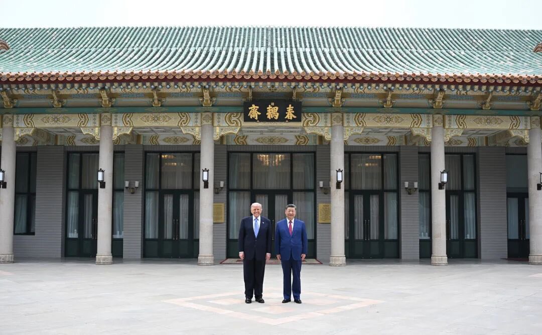 ChnEmbassy_jp's tweet photo. 5月15日上午，国家主席习近平在中南海同美国总统特朗普举行小范围会晤。 https://t.co/1uT9oaIKoS