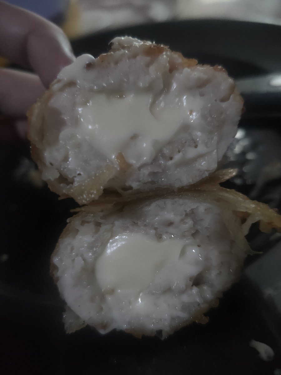 Dimsum keju goreng & jumat berkah tweet media