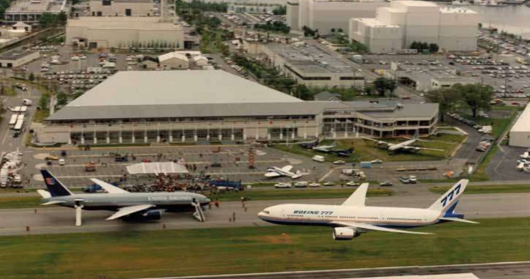 AvWeekGuy's tweet photo. As Boeing marks the 31st anniversary of the first 777 delivery, Alan Mulally, the leader of the original aircraft development project has teamed up with aviation author Dan Dornseif to produce a definitive and fascinating history of the jetliner’s story. https://t.co/4GRNpgV50r https://t.co/tgA31SRzRd