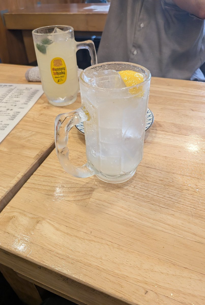 Nao_SeeK's tweet photo. 昼からお酒飲めるの最高だわ👍 https://t.co/jpdHpZ9fNK
