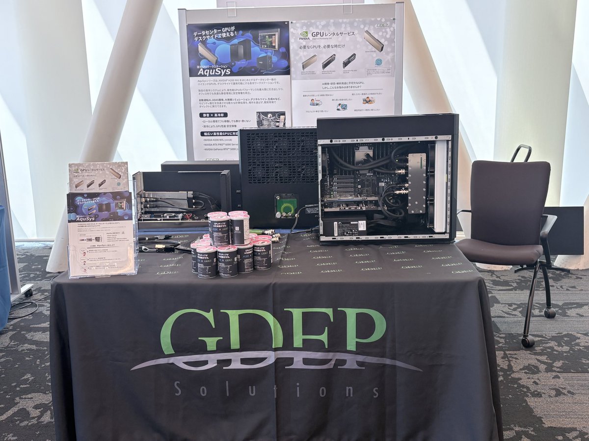 GDEPsolutions's tweet photo. 今日は、品川で液冷GPUワークステーションAqusysを展示中。
液冷化したNVIDIA H200とH100の2GPUが搭載されてます。 https://t.co/DNfoTNLYAb