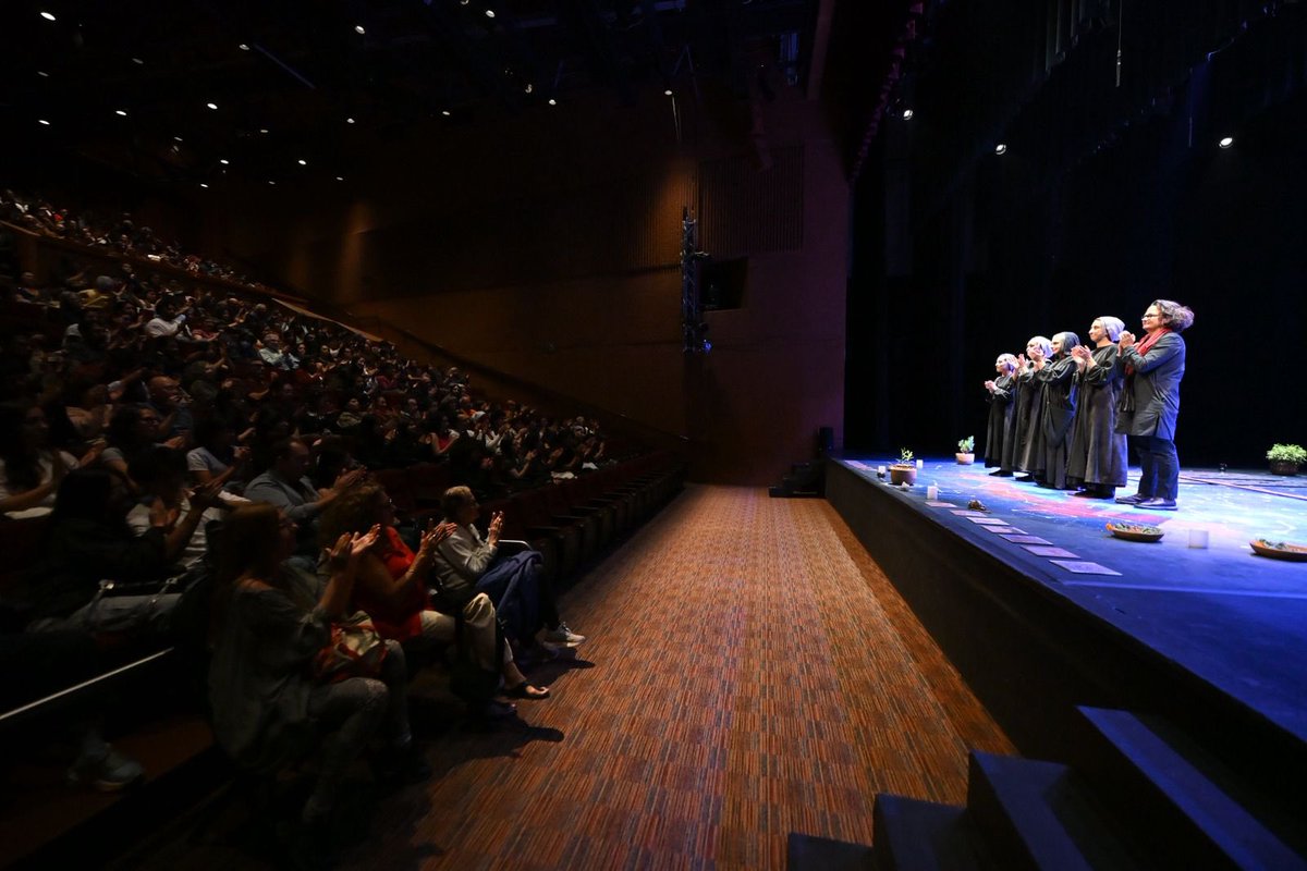 Teatro UNAM tweet media