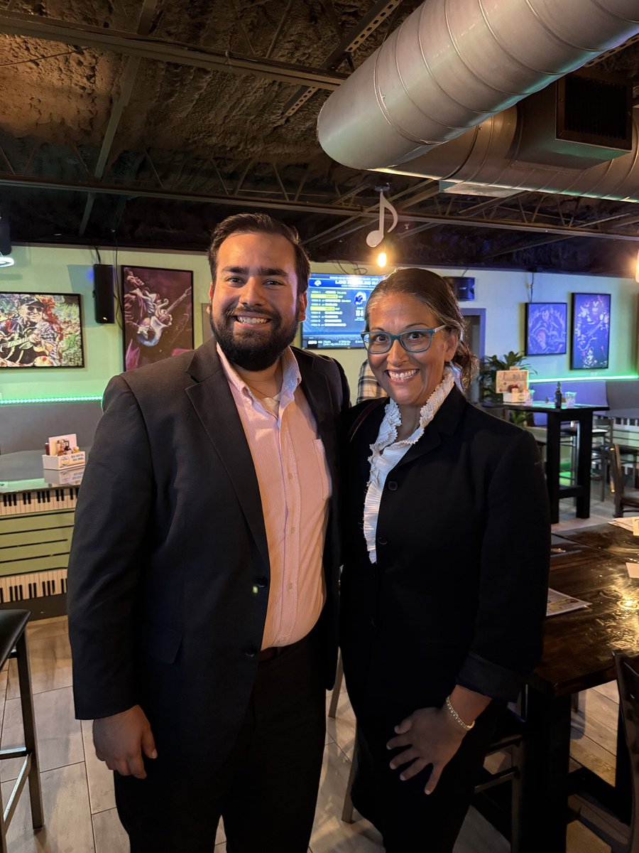 iAmLauraHartman's tweet photo. Community change-makers in @RepLuna district at tonight’s business networking event hosted by The Right Connections 🇺🇸 

🗽 https://t.co/8npMz7iuDb 

@BenjaminRRoy @vincent_nowicki @GayRepublicSwag @RedStarSuicides https://t.co/6HE2he0A6R