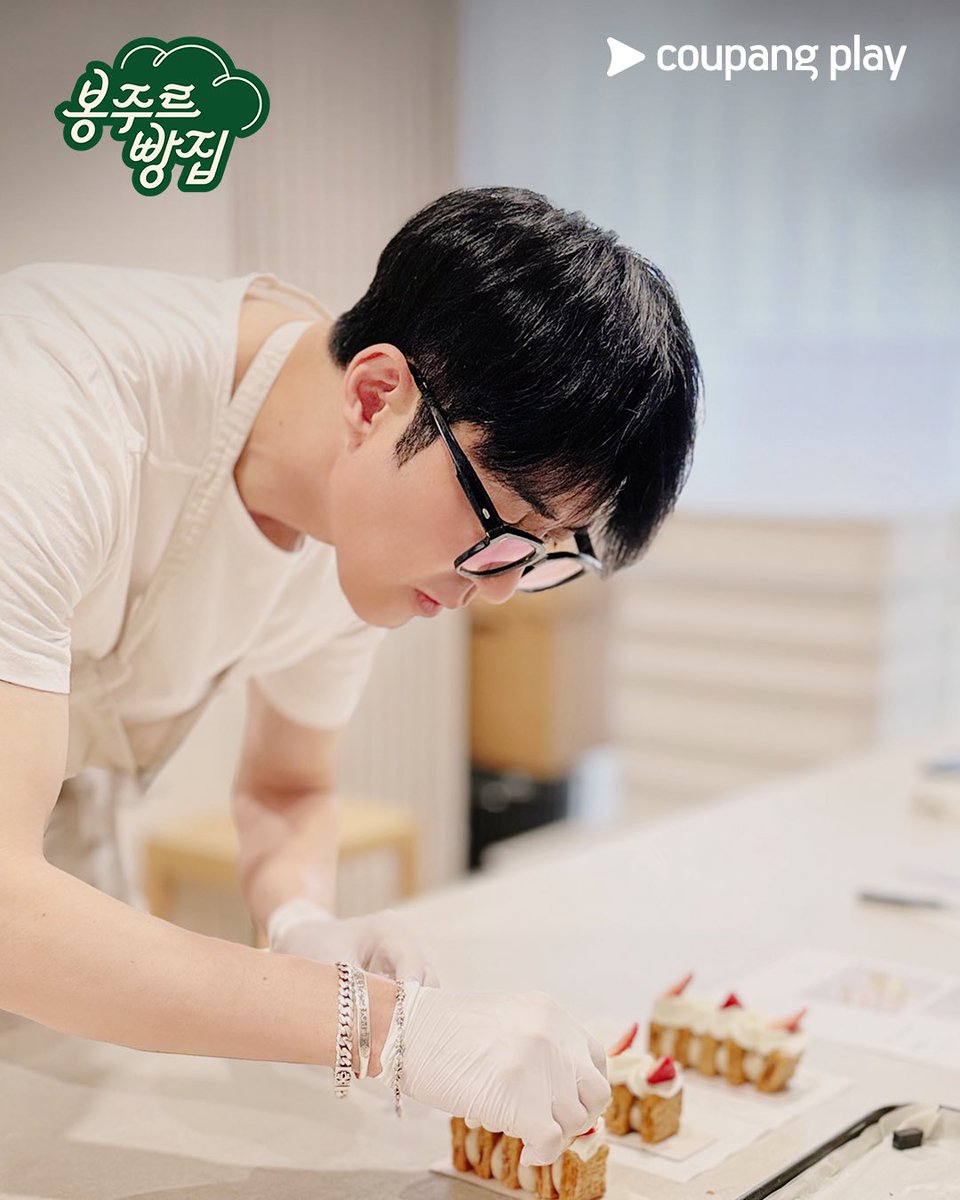 쿠팡플레이 Coupang Play tweet media