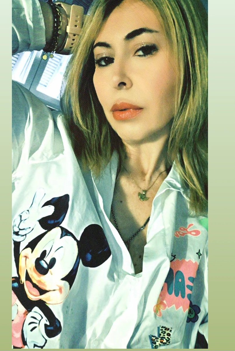 Miss Vivy 🐝 tweet media