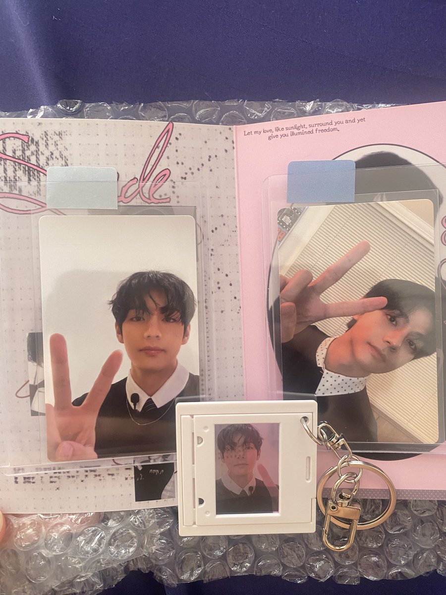 Taeshops3012's tweet photo. พร้อมส่งค่ะ 450 บาท (ได้ 3 ชิ้น)

#ตลาดนัดบังทัน #การ์ดจองกุก #การ์ดจีมิน #การ์ดจิน #การ์ดยุนกิ #การ์ดเจโฮป #การ์ดนัมจุน #การ์ดแทฮยอง #ตลาดนัดBT21 https://t.co/uGiAO0wqO3