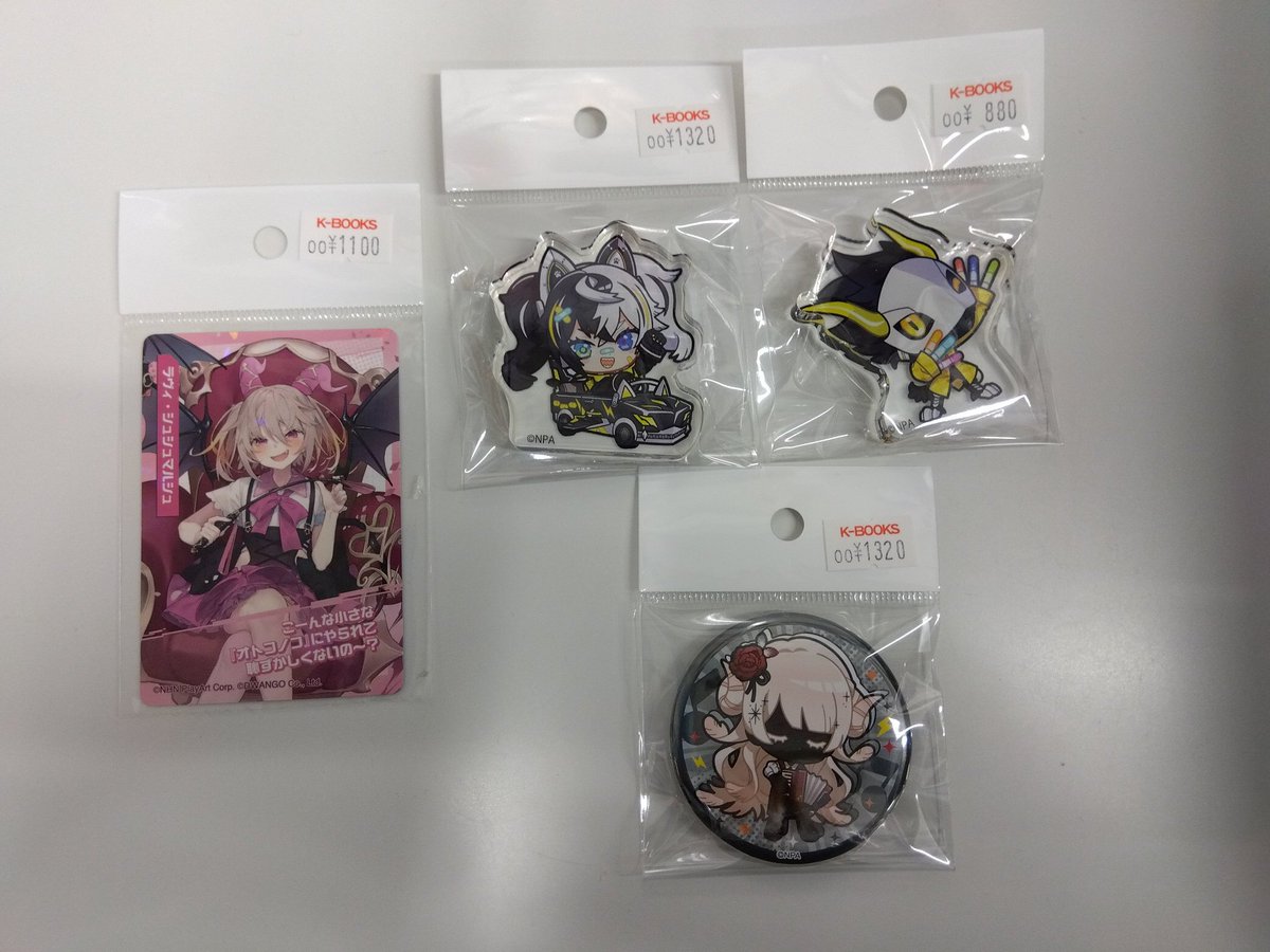 入荷情報】 コンパス 超会議 新作グッズ 缶バッジ アクリルブロック