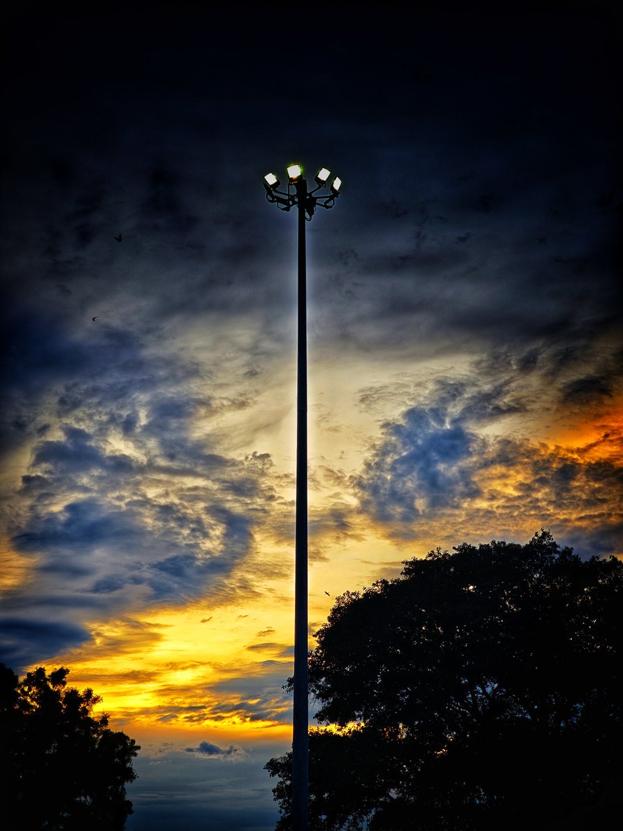 pgshankar1996's tweet photo. 📷 
Little bit tuned 
Snapseed ☝️💥
Xiaomi 15 ultra  🍏 
Chinese rom

#xiaoMi

#LeicaPhotography https://t.co/Pk5fz4I5r8
