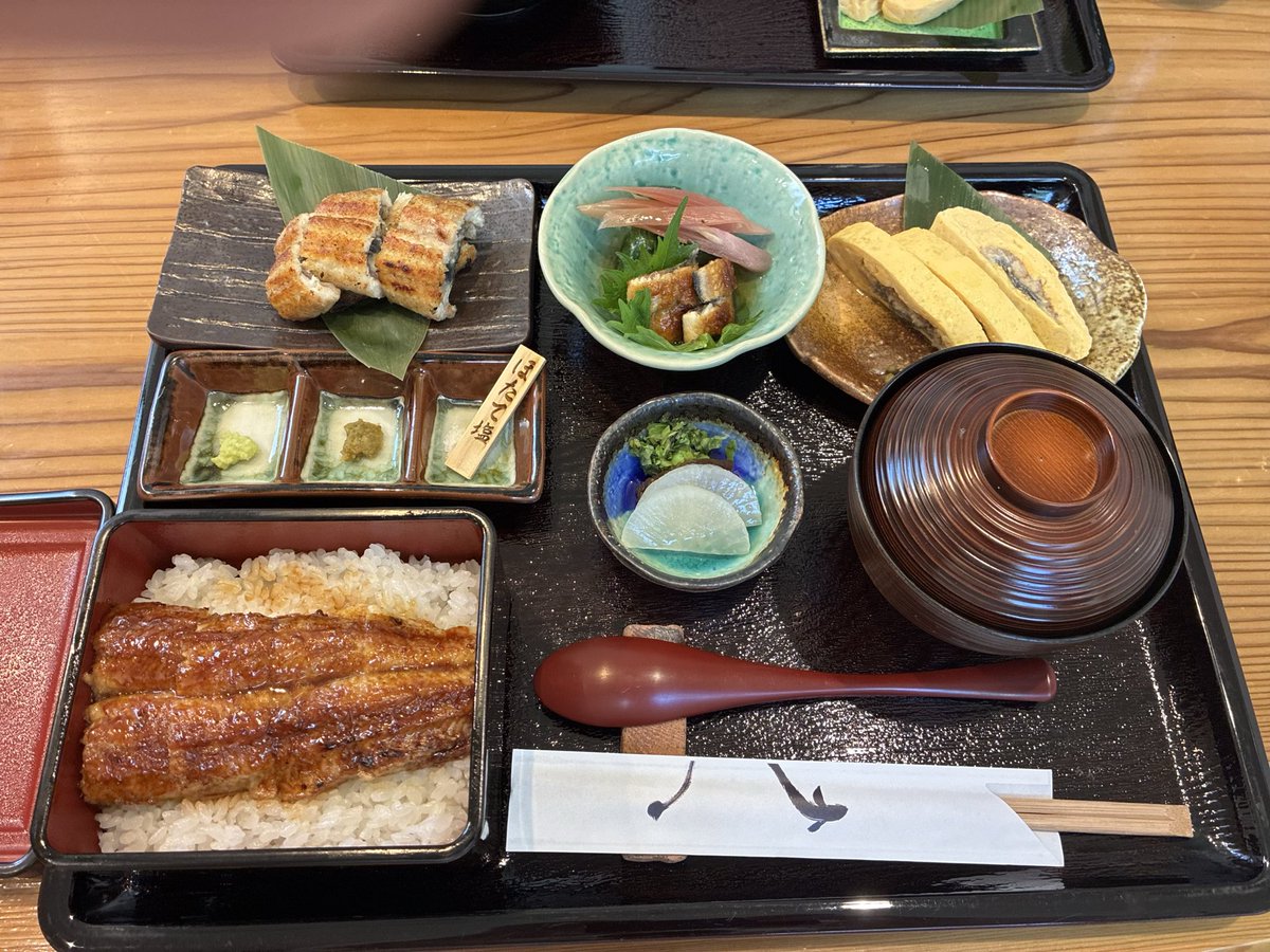 w2rinrin's tweet photo. 鰻!! https://t.co/mHryNJbq1t