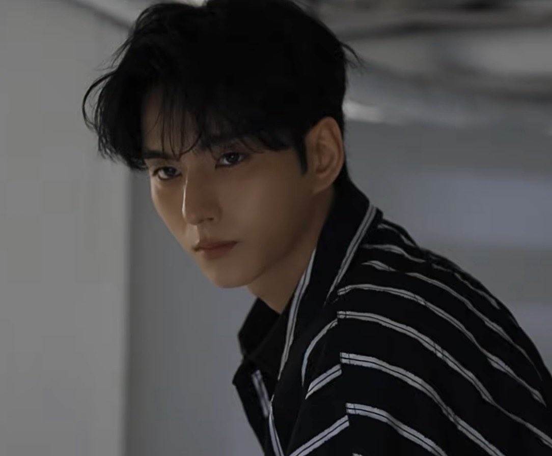 오드로디테 tweet media