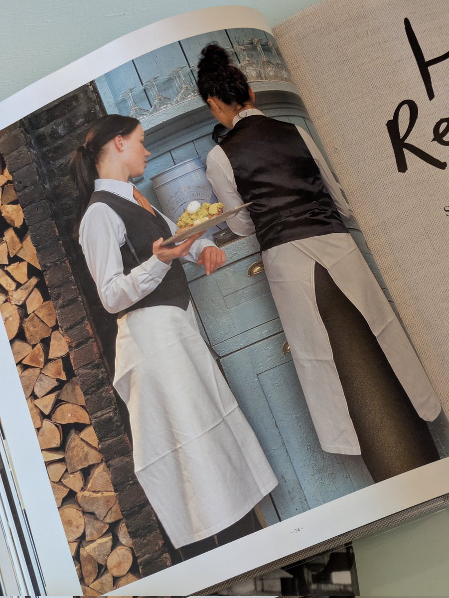 RoadPhotobooks's tweet photo. ロンドン発の会員制クラブ「soho house」
料理やカクテル、家具、照明、食器まで。
すべてが洗練されていて、そして温かい。
これが世界最高レベルのホスピタリティ。 https://t.co/Vvp6pQnUqW