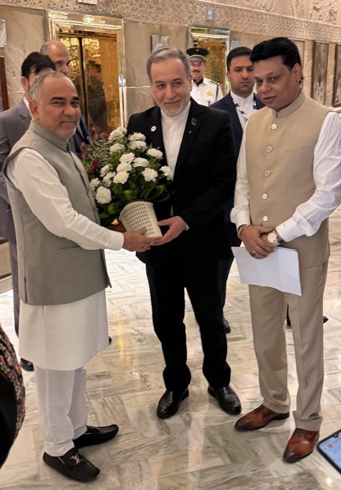 HyderAzam's tweet photo. Delegation of All India Muslim Mahaz Met Mr Abbas Aragchi Minister of Foreign Affairs Islamic Republic of Iran in New Delhi to Convey our unwavering Solidarity with the Islamic Republic of Iran & it’s people during this significant times.we stand in support of the principles of dignity,sovereignty & resilience that Iran continues to uphold on the Global stage.
we hold deep respect for the leadership of Imam Ayatollah Ali Khamenei & acknowledge the strength & perseverance demonstrated by the Iranian Nation. At moments when challenges arise, it is essential for communities and institutions to come together in unity, guided by shared values of justice, faith, and humanity.
The All India Muslim Mahaz reaffirms its support and prayers for peace, stability, and prosperity for the people of Iran. We hope that wisdom and compassion continue to guide all efforts toward harmony and justice.along with H.E.Dr Mohammad Fatahli Ambassador of Islamic Republic of Iran,Mr Iftekhar Amrohi Chairman Amrohi Foundation !