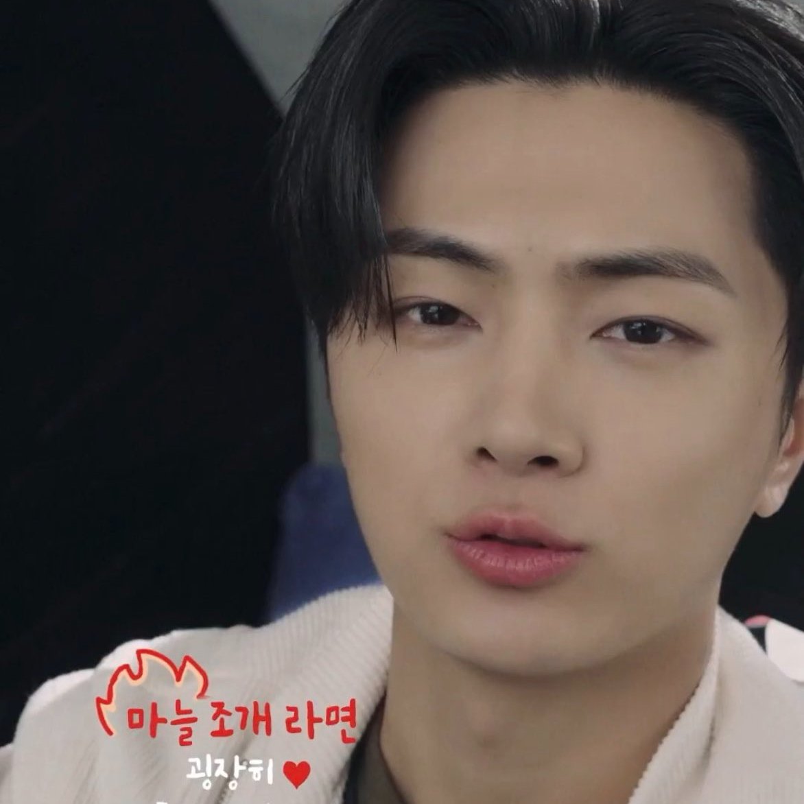 쫑 tweet media