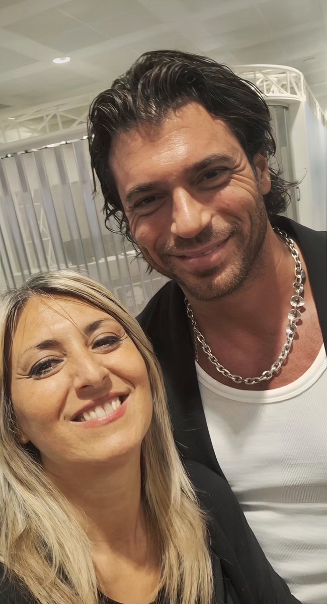 Can Yaman News International tweet media