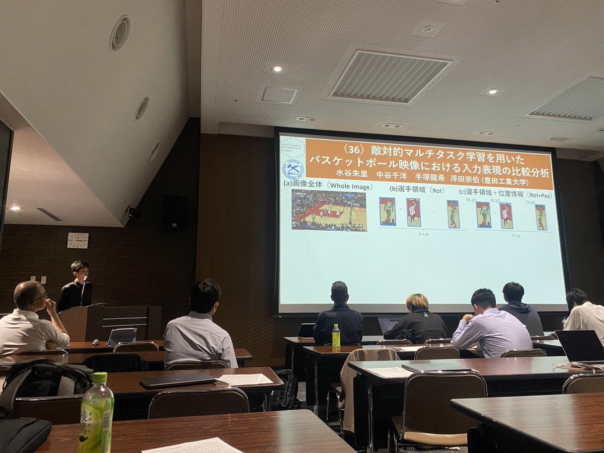 Ukita_Lab's tweet photo. 5月13-14日富山にて開催された＃CVIM/＃PRMU合同研究会に参加し、平野さん、森木さん、吉田さん、水谷さんが発表しました！また、平野さんが情報処理学会CVIM 第246回 奨励賞 を受賞しました！おめでとうございます。
大変有意義な時間となりました。 https://t.co/AHXusfb3MK